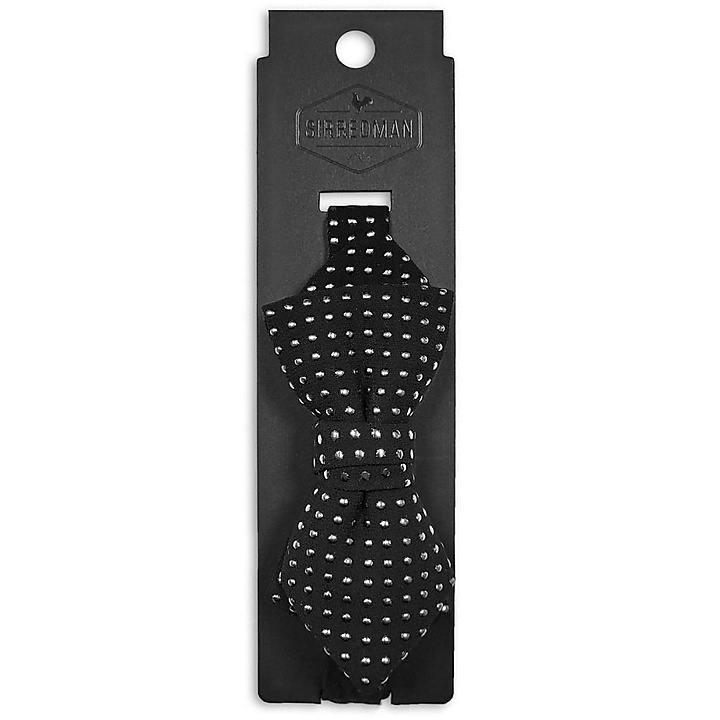 strik Stunning Studs